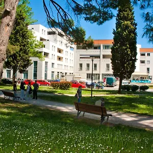 https://apartment-laura-pula-52100.in-istria.net